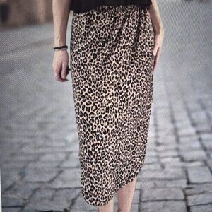 NWT Jackson Rowe Animal Print Ribbed Midi Skirt Size S